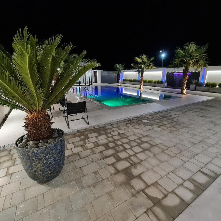 Lt Luxury Villa Rrushkull  Екстериор снимка